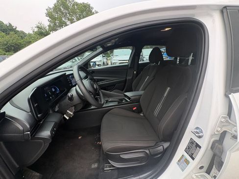 Used 2026 Hyundai Elantra Sport FWD image 25