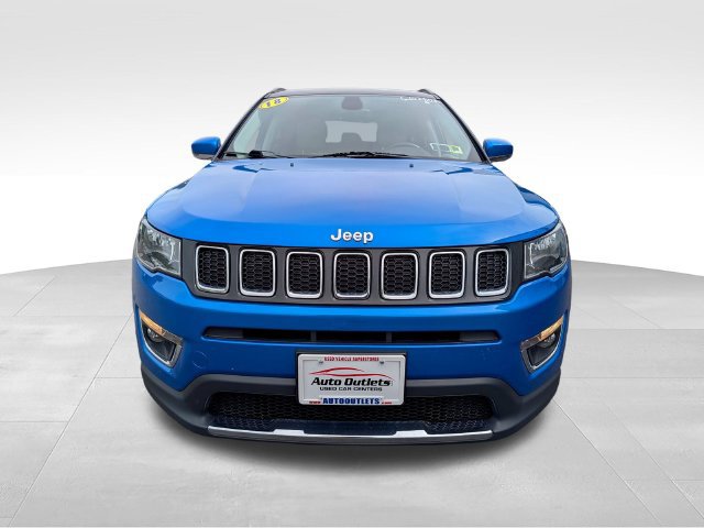 Used 2018 Jeep Compass Limited w/ Navigation Group AWD/4WD image 2