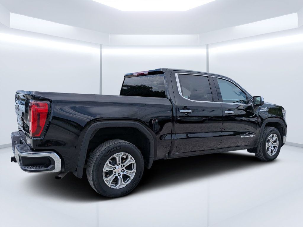 Used 2025 GMC Sierra 1500 SLT RWD image 3