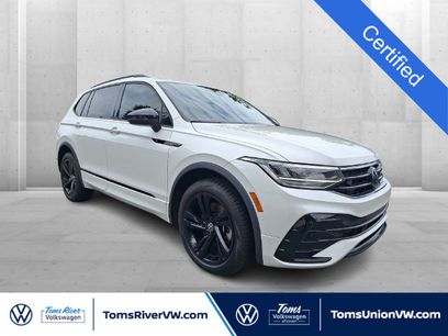 Certified 2023 Volkswagen Tiguan SE R-Line