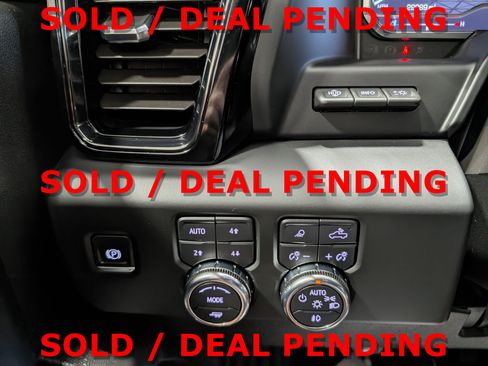 Used 2024 GMC Sierra 2500 AT4X AWD/4WD image 25