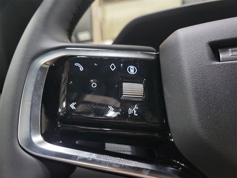 New 2024 Land Rover Discovery Sport Dynamic SE image 15