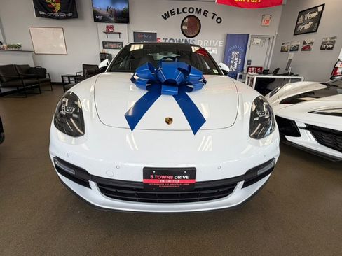 Used 2018 Porsche Panamera 4 AWD/4WD image 6