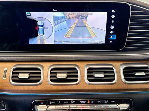 Used 2022 Mercedes-Benz GLE 350 GLE 350 4MATIC SUV w/ Premium Package image 14