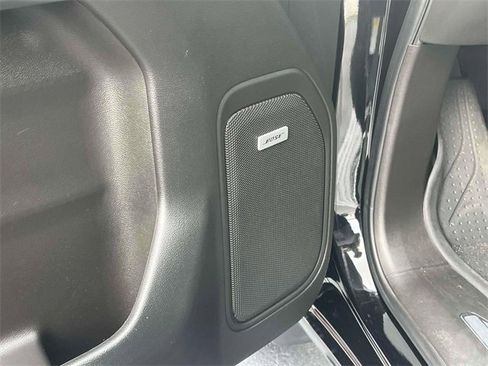 Used 2021 Chevrolet Silverado 1500 High Country w/ Technology Package image 28