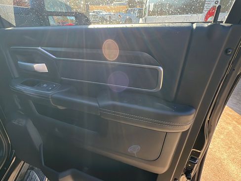Used 2024 RAM 2500 Big Horn w/ Night Edition image 18