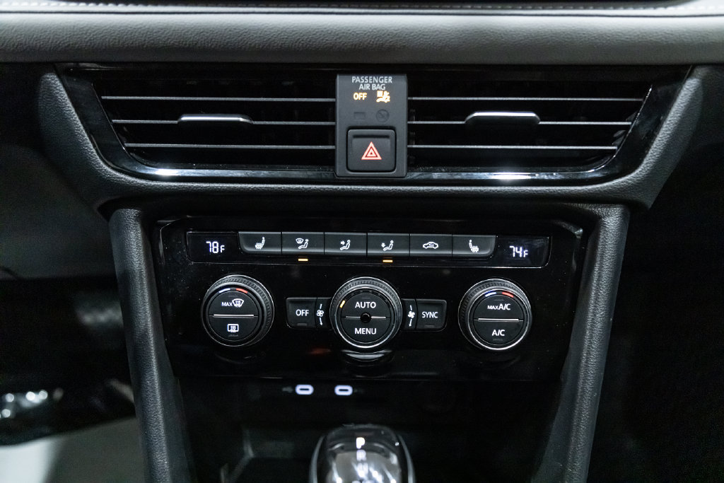 Certified 2024 Volkswagen Taos SE AWD/4WD image 23
