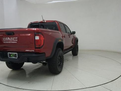 Used 2024 GMC Canyon AT4X w/ AT4X AEV Edition image 7