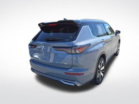 New 2025 Mitsubishi Outlander SEL image 5