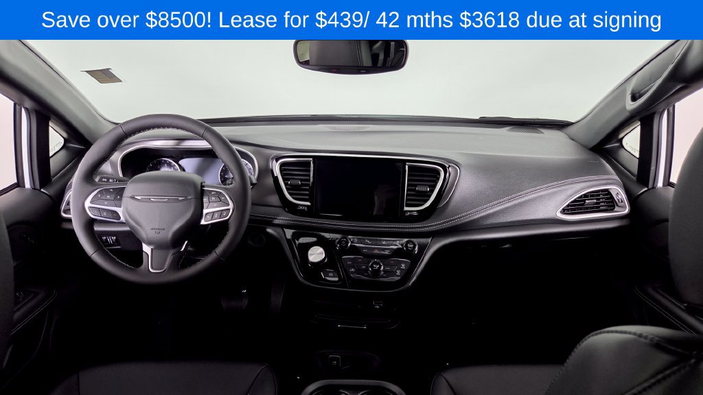 New 2027 Chrysler Pacifica Select AWD/4WD image 34