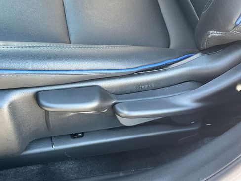 Used 2025 Buick Envista Sport Touring image 23