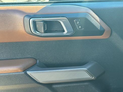 Used 2022 Ford Bronco Outer Banks image 36