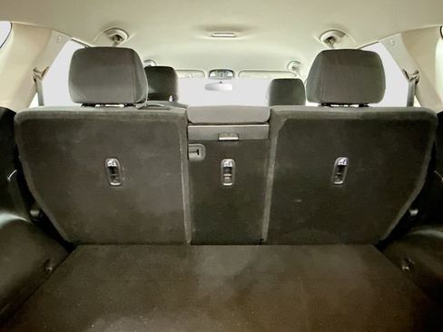 Used 2017 Kia Sorento LX image 25