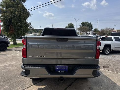 Used 2021 Chevrolet Silverado 1500 Custom w/ LPO, Dark Essentials Package RWD image 7