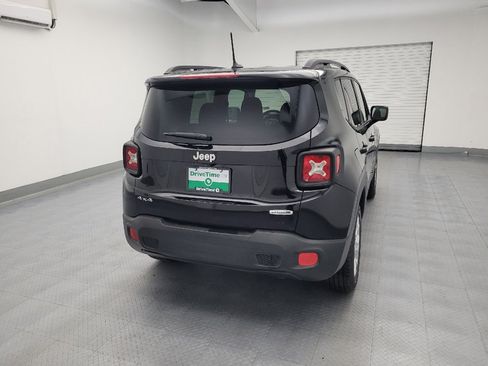 Used 2015 Jeep Renegade Latitude AWD/4WD image 7