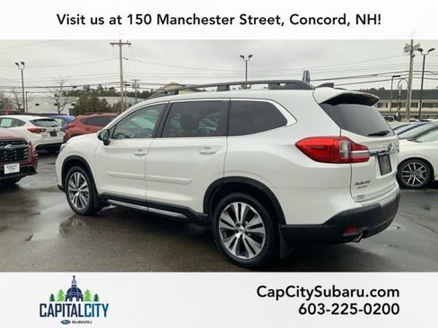 Used 2022 Subaru Ascent Limited w/ Technology Package image 4