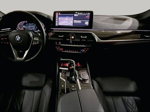 Used 2021 BMW 530i xDrive w/ Convenience Package AWD/4WD image 15