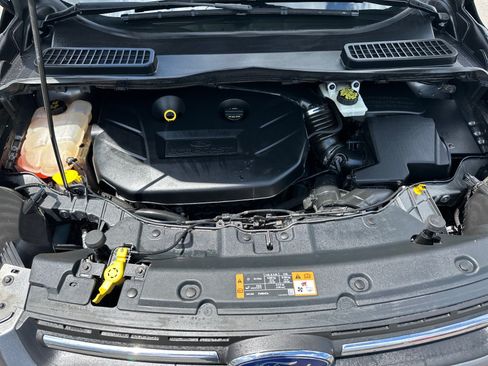 Used 2014 Ford Escape SE w/ Equipment Group 201A FWD image 11