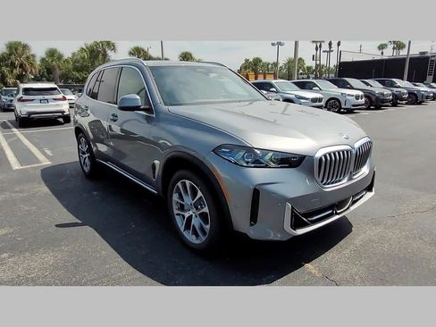 New 2026 BMW X5 xDrive40i w/ Parking Assistance Package image 28