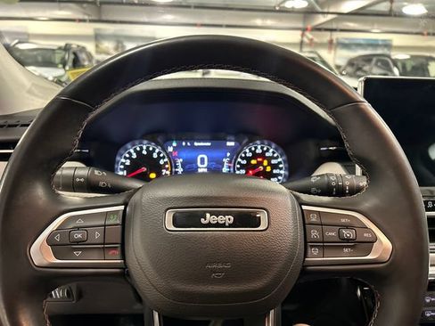 Used 2022 Jeep Compass Limited AWD/4WD image 12