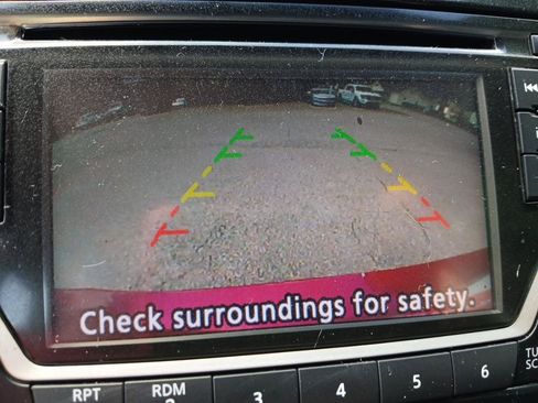 Used 2017 Nissan Sentra SV FWD image 22