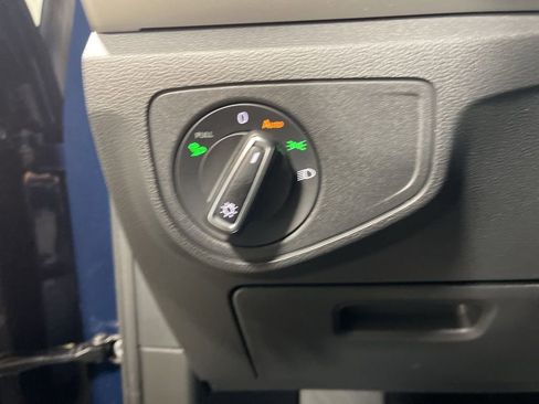 Used 2022 Volkswagen Atlas SE image 24