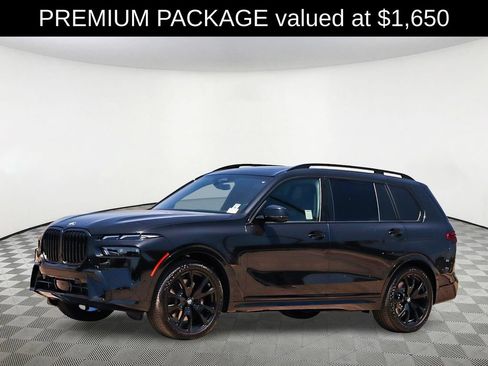 Used 2026 BMW X7 xDrive40i w/ M Sport Package AWD/4WD image 3