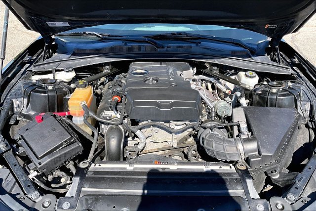 Used 2022 Chevrolet Camaro LT RWD image 29