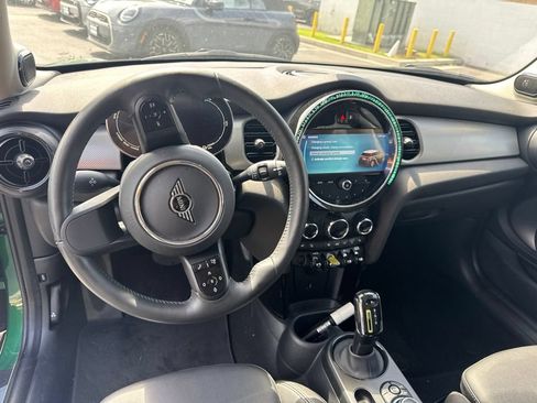 Used 2024 MINI Cooper SE FWD image 15