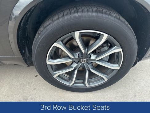 Used 2018 Volvo XC90 T6 Momentum w/ Convenience Package AWD/4WD image 9