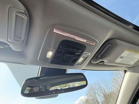 Used 2023 Toyota Camry SE w/ Cold Weather Package image 27