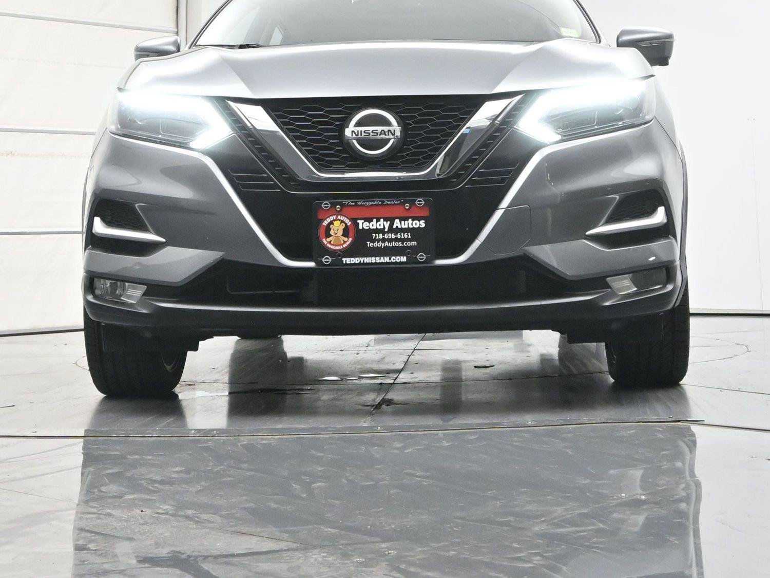 Certified 2021 Nissan Rogue Sport SL w/ Premium Package AWD/4WD image 28