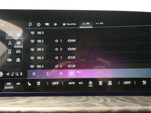 Certified 2025 Audi Q5 Premium w/ Convenience Package image 18