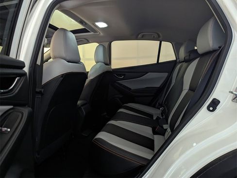 Used 2023 Subaru Crosstrek 2.5i Limited w/ Moonroof Package image 7