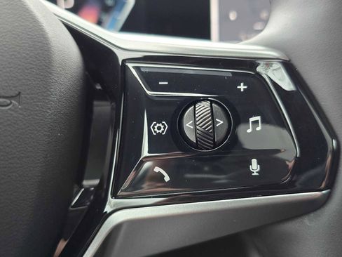 Used 2024 BMW i5 eDrive40i w/ M Sport Package image 35