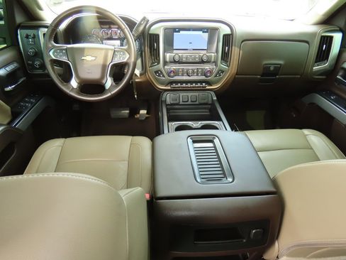 Used 2019 Chevrolet Silverado 3500 LTZ w/ Duramax Plus Package image 23