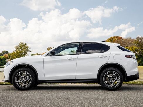 New 2025 Alfa Romeo Stelvio Sprint w/ Convenience Package AWD/4WD image 6