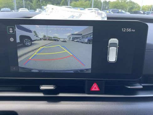 Certified 2026 Kia Carnival EX FWD image 3