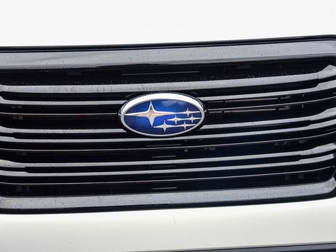 Used 2022 Subaru Ascent Onyx Edition image 13