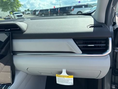 New 2026 GMC Terrain Denali AWD/4WD image 23