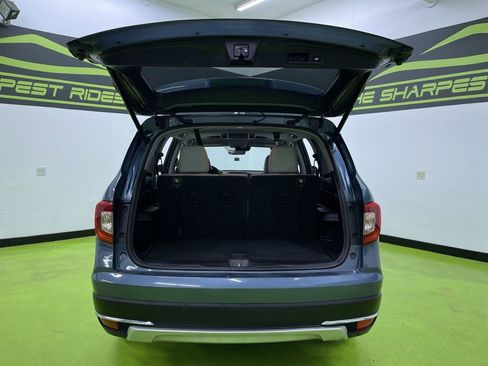 Used 2021 Honda Pilot Touring image 9