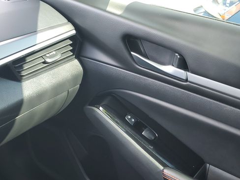 Certified 2025 Nissan Altima 2.5 SR image 29