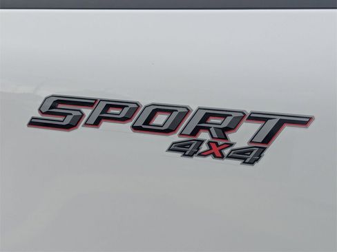Used 2024 Ford F250 Lariat w/ Sport Appearance Package image 25