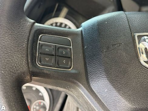 Used 2013 RAM 1500 Express RWD image 12