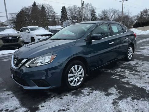 Used 2016 Nissan Sentra SV image 4