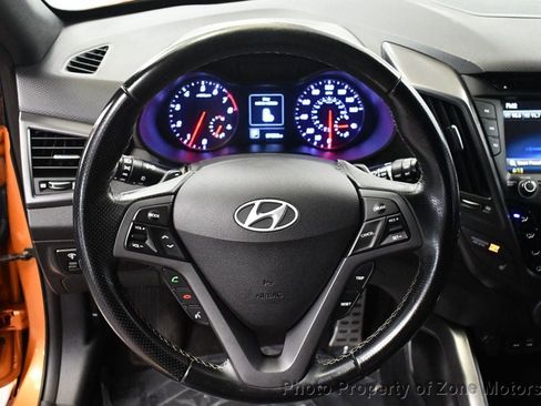 Used 2016 Hyundai Veloster Turbo image 24