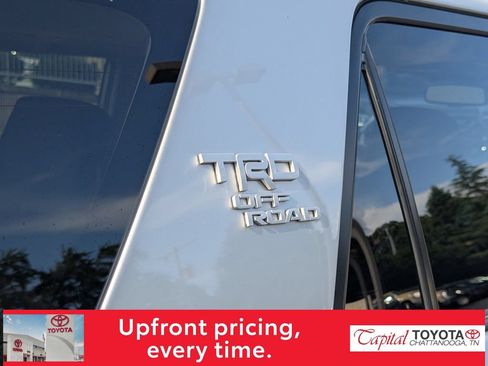Used 2023 Toyota 4Runner TRD Off-Road Premium w/ Moonroof Package AWD/4WD image 8