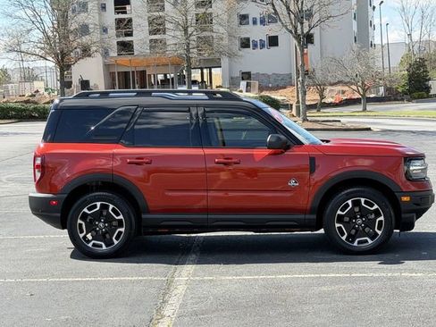 Used 2022 Ford Bronco Sport Outer Banks AWD/4WD image 12