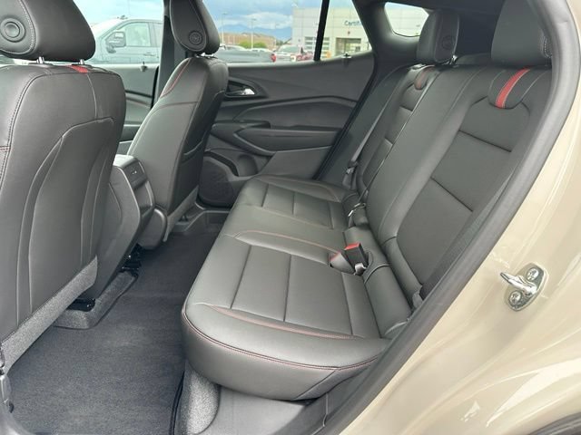 Used 2026 Chevrolet Trax RS FWD image 26