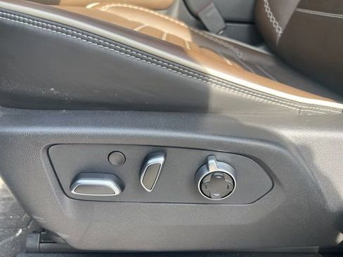 Used 2026 GMC Yukon XL Denali Ultimate image 19